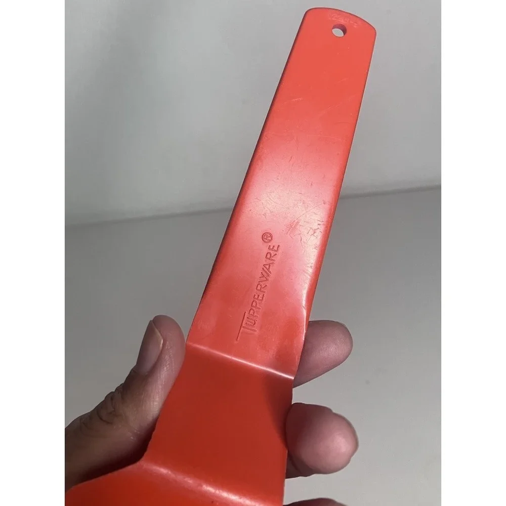 Vintage Tupperware Orange Pie Cake Server & Serrated Knife - #1228-8